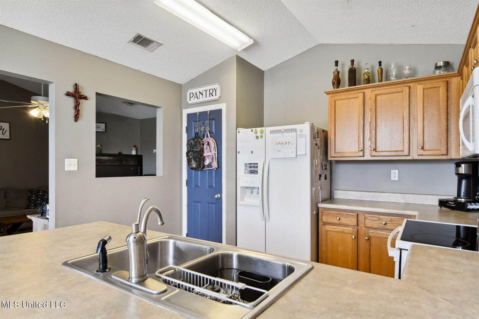 4393 Wigwam Drive, D'Iberville, MS 39540