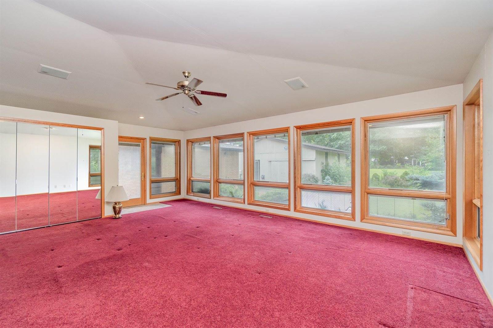 1904 Ivy Ln., Midland, MI 48642