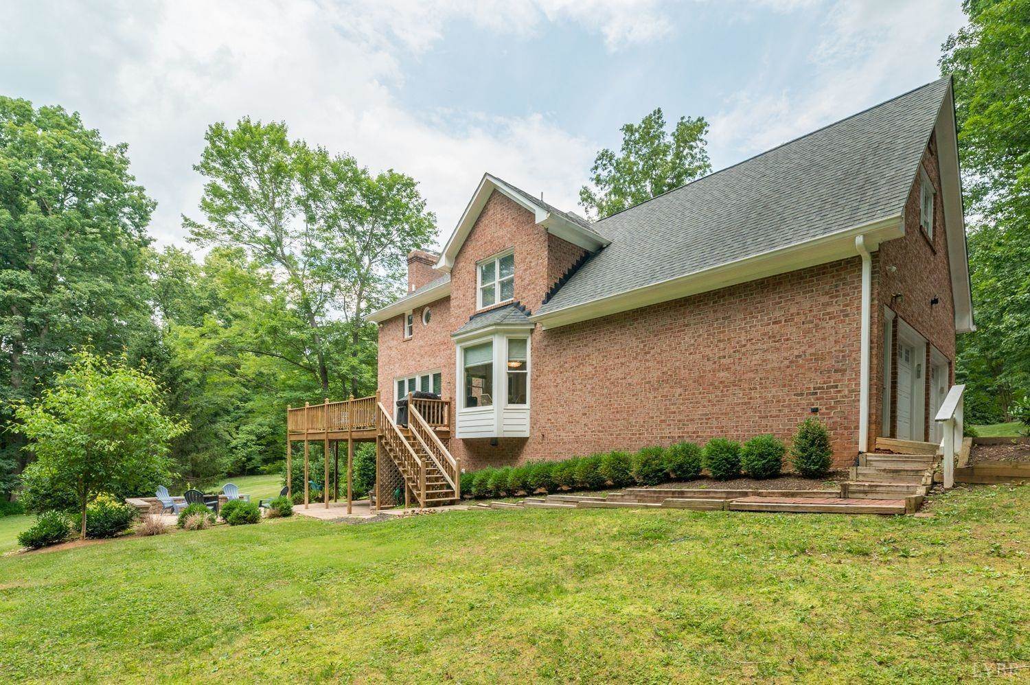 1034 Little Pine Circle, Forest, VA 24551