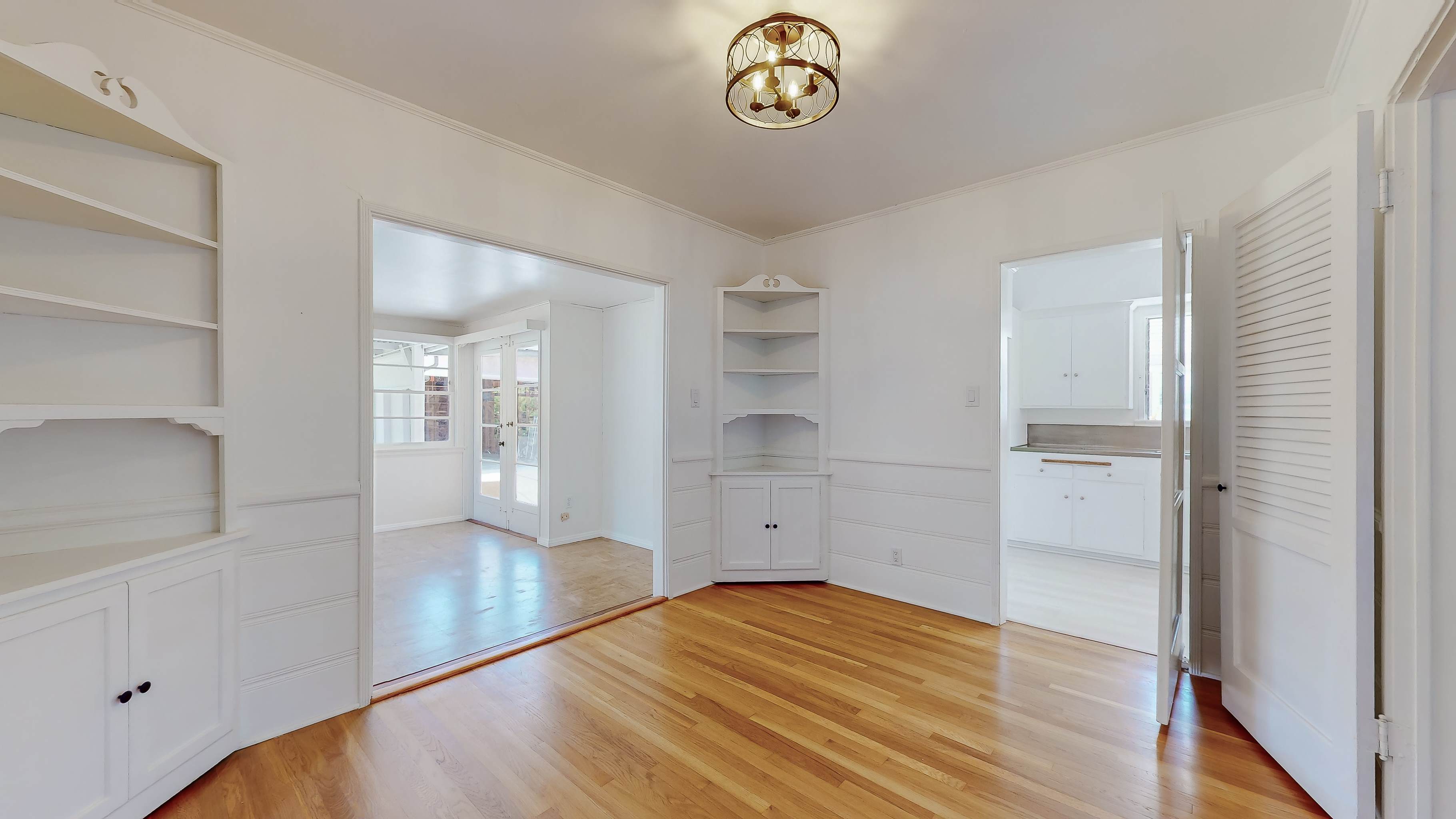 2112 Mcpherson Avenue, Los Angeles, CA 90032