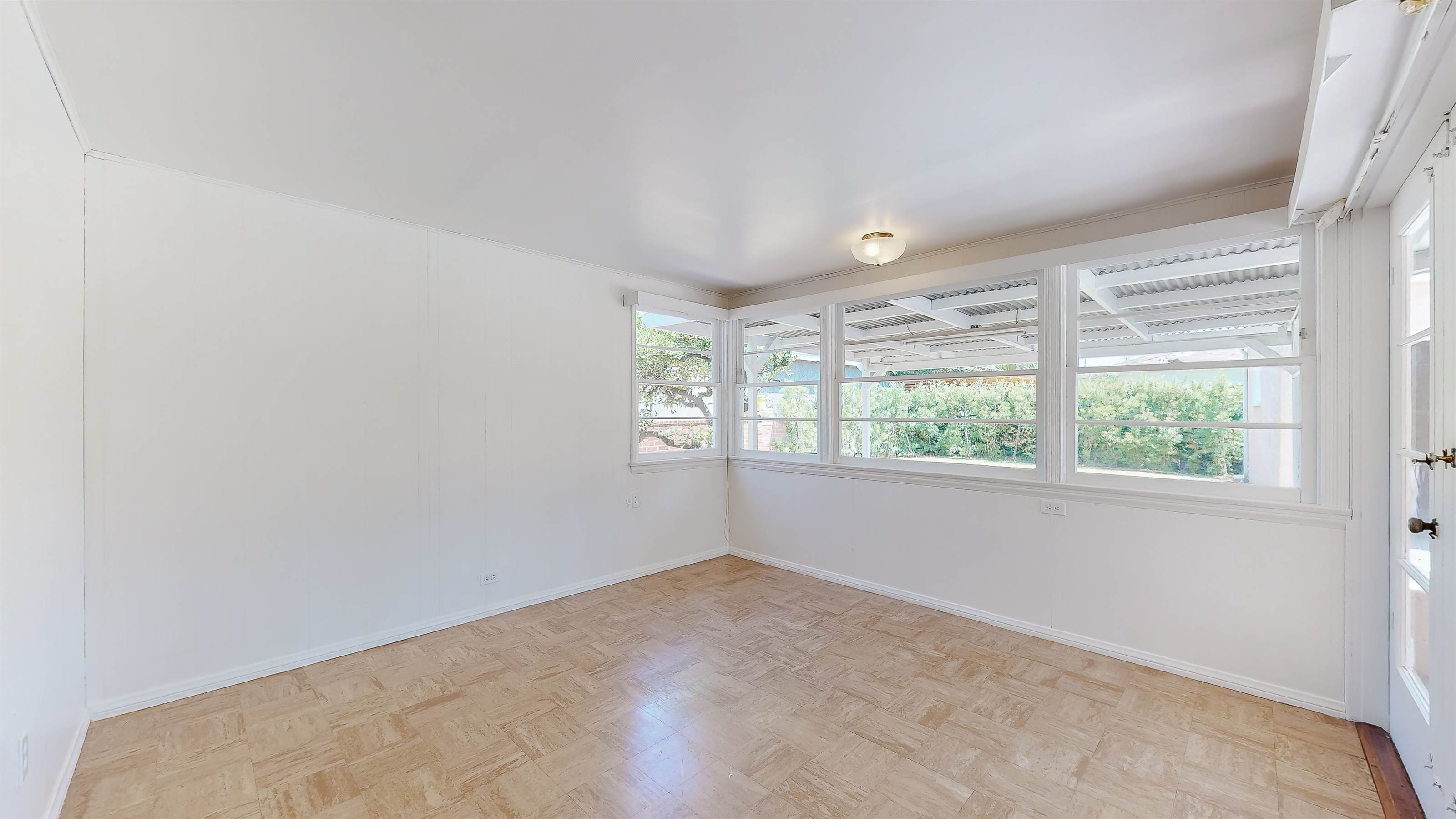 2112 Mcpherson Avenue, Los Angeles, CA 90032