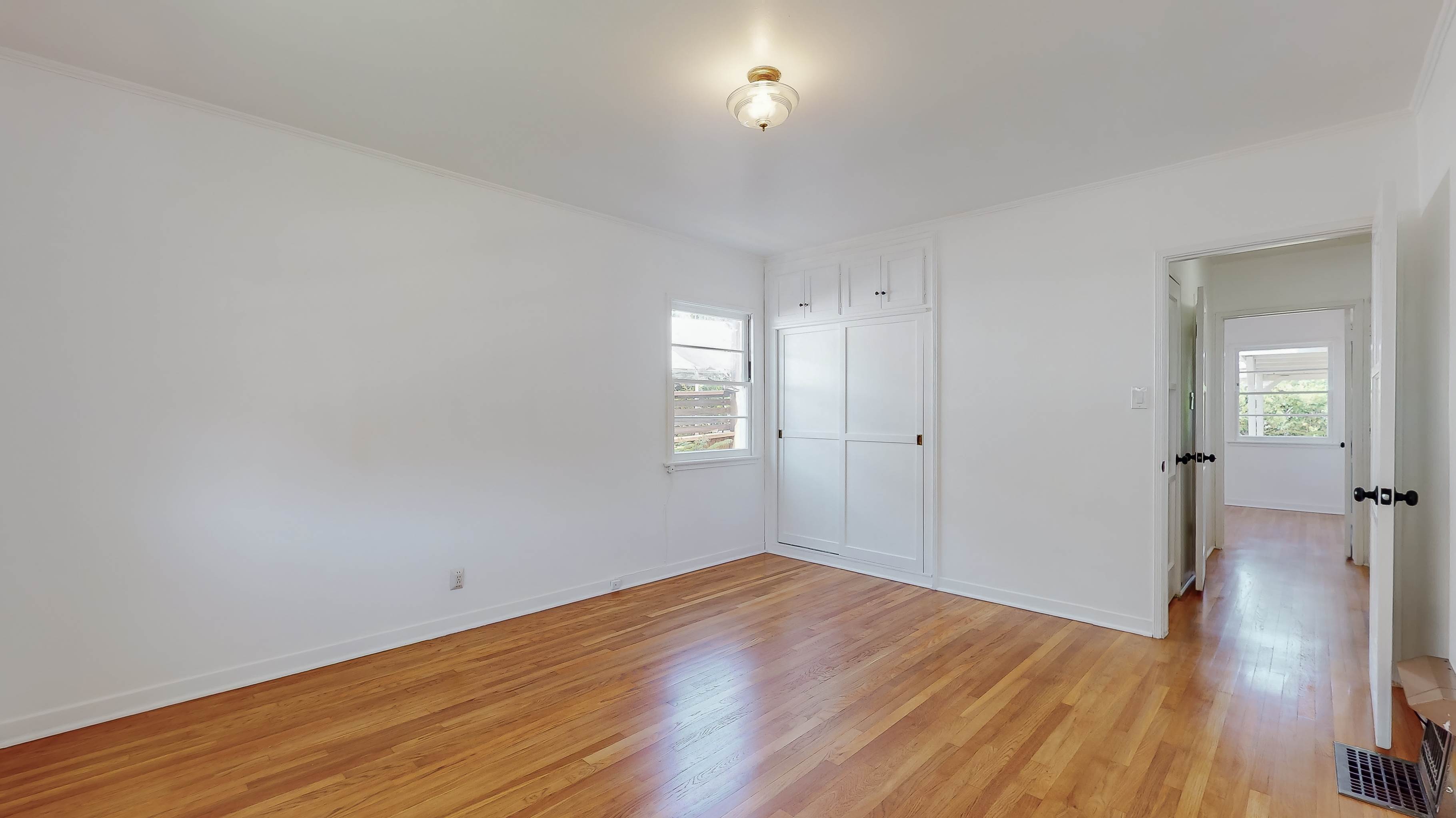 2112 Mcpherson Avenue, Los Angeles, CA 90032