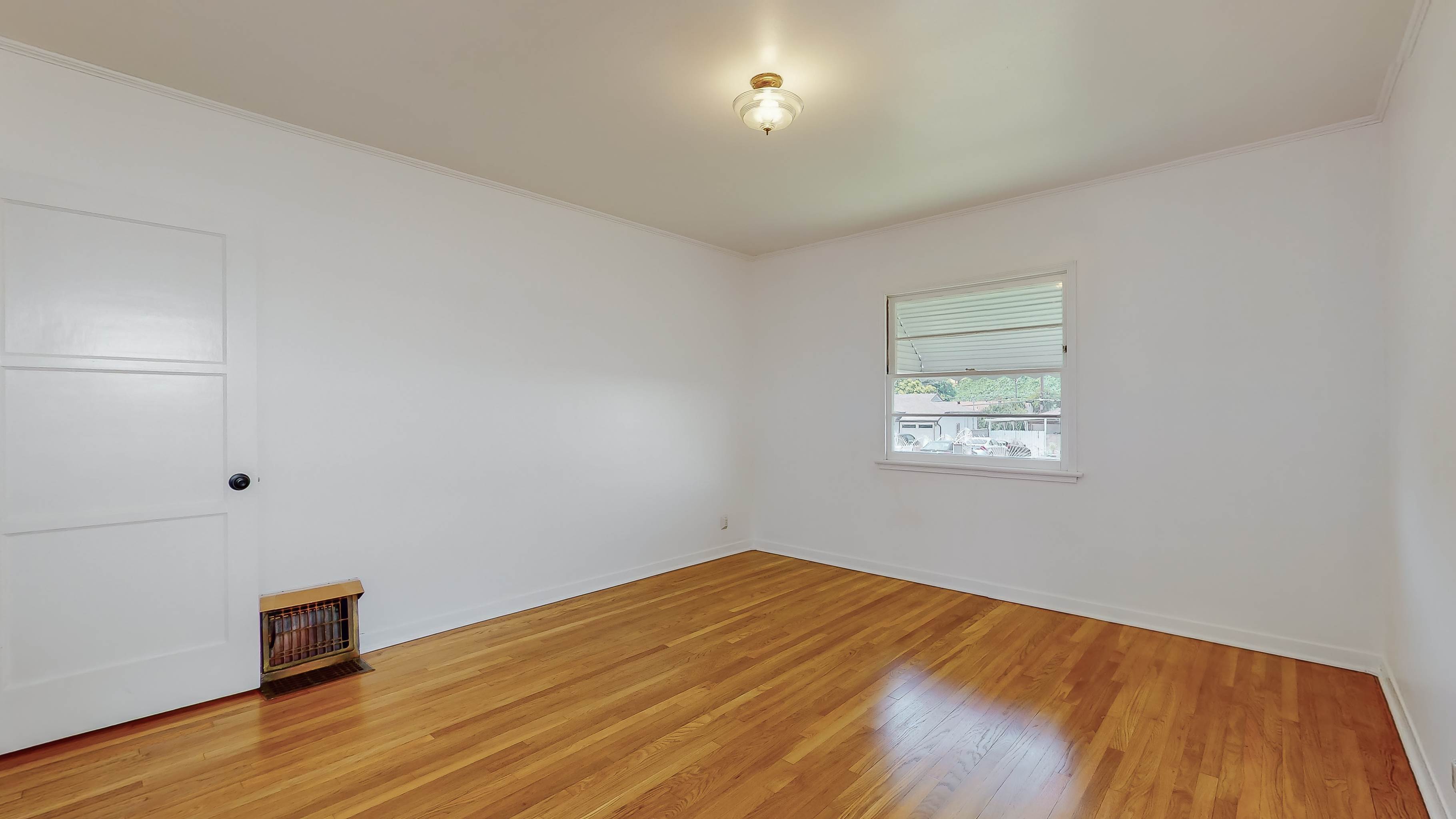 2112 Mcpherson Avenue, Los Angeles, CA 90032