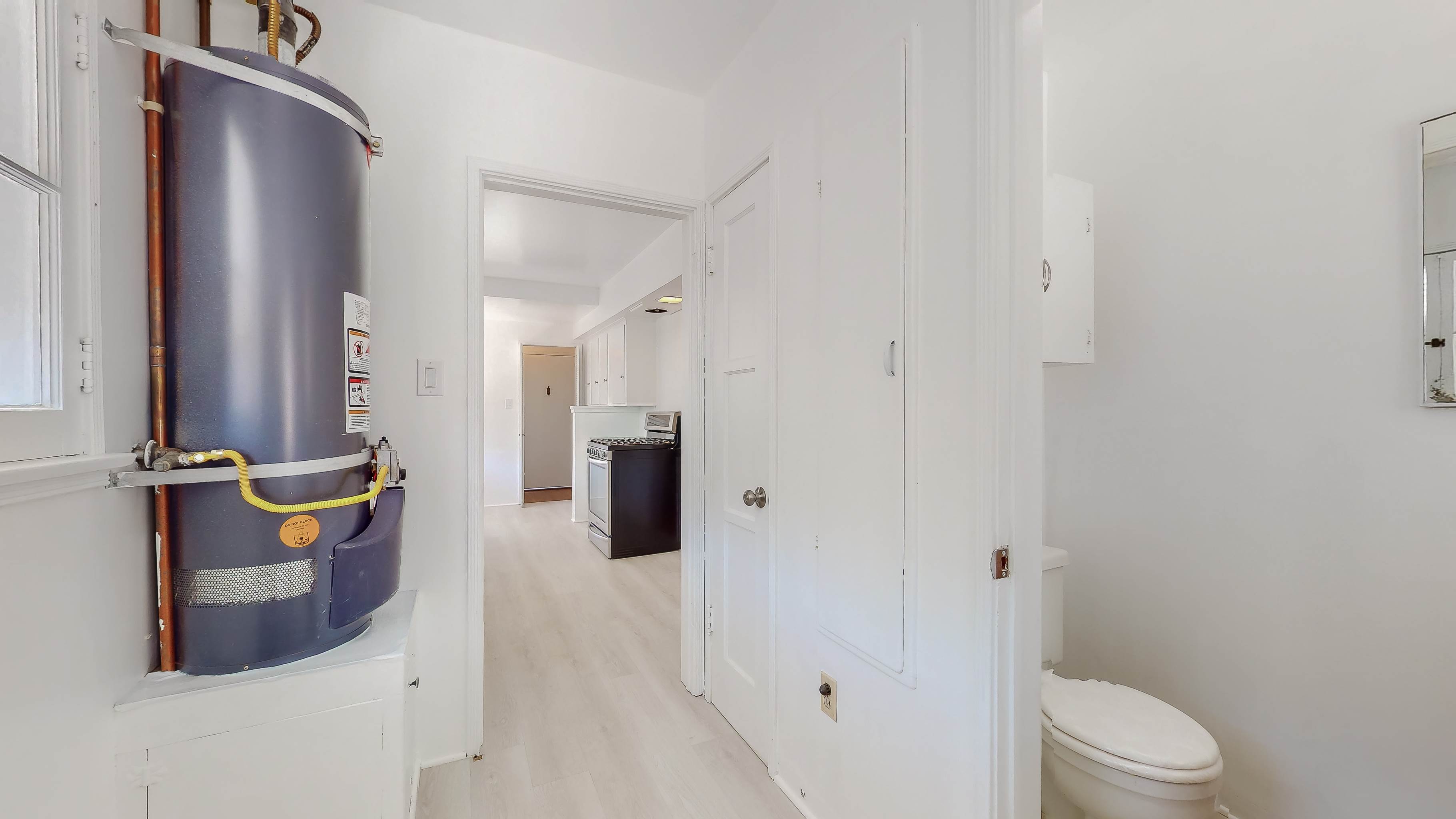 2112 Mcpherson Avenue, Los Angeles, CA 90032