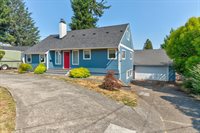 925 NW 8th St, Gresham, OR 97030