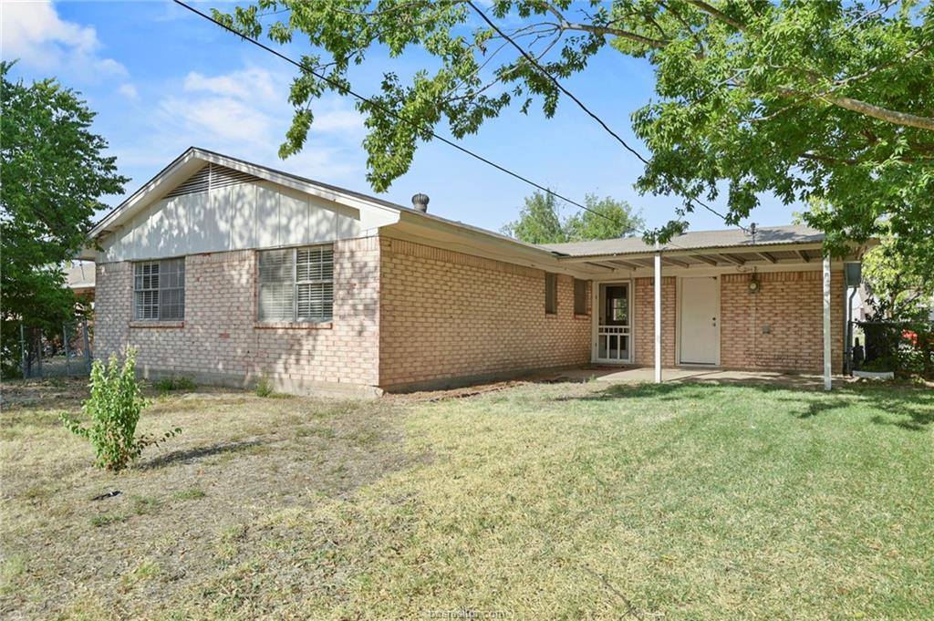 1411 Broadmoor Drive, Bryan, TX 77802