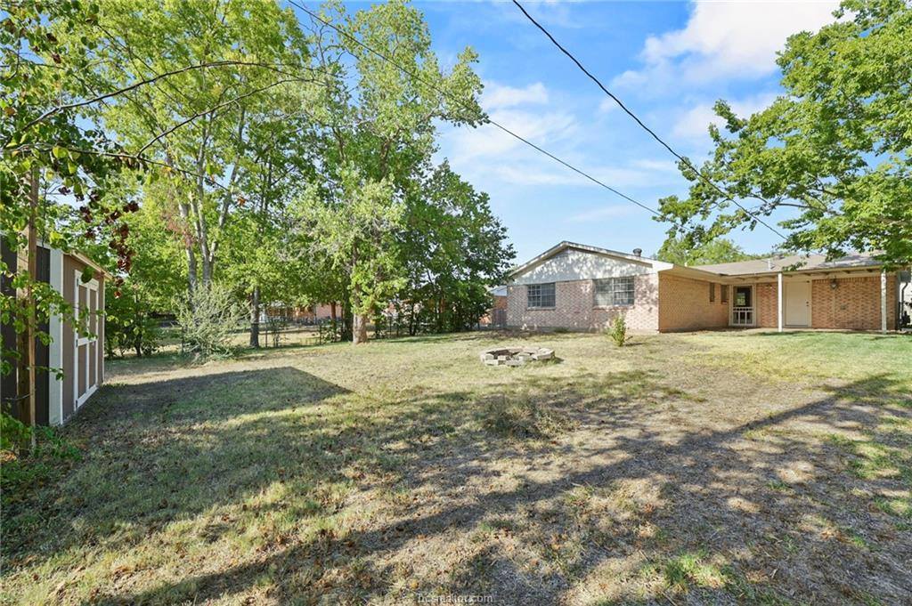 1411 Broadmoor Drive, Bryan, TX 77802