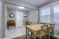 917 S 87 Street, Omaha, NE 68114