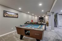 917 S 87 Street, Omaha, NE 68114