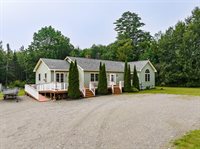 101 Meadow Road, Winterport, ME 04496