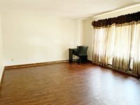 492 Maple St, Holyoke, MA 01040