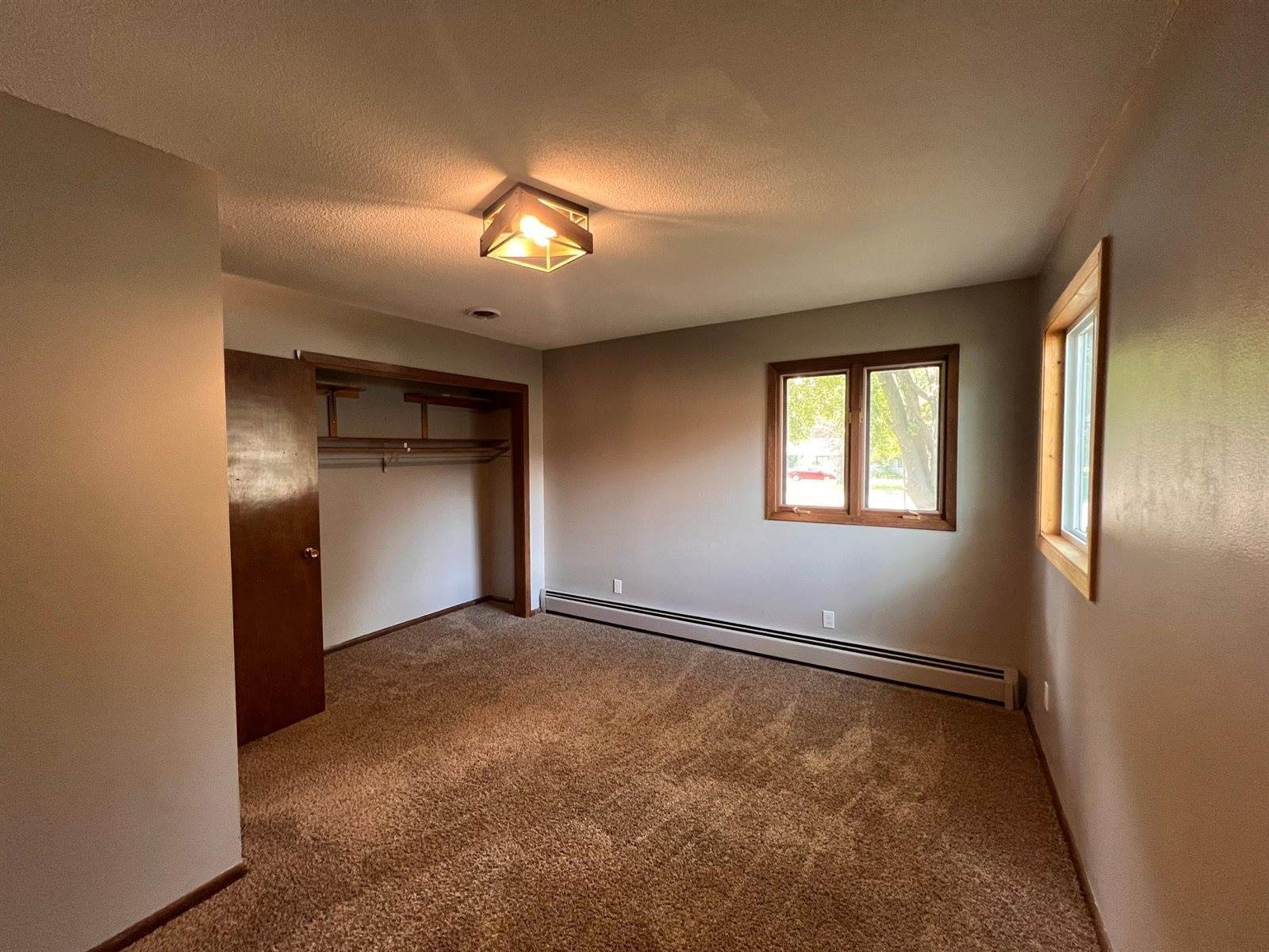 720 4th Street NE, Staples, MN 56479