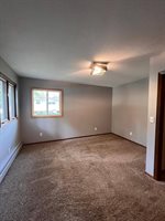 720 4th Street NE, Staples, MN 56479