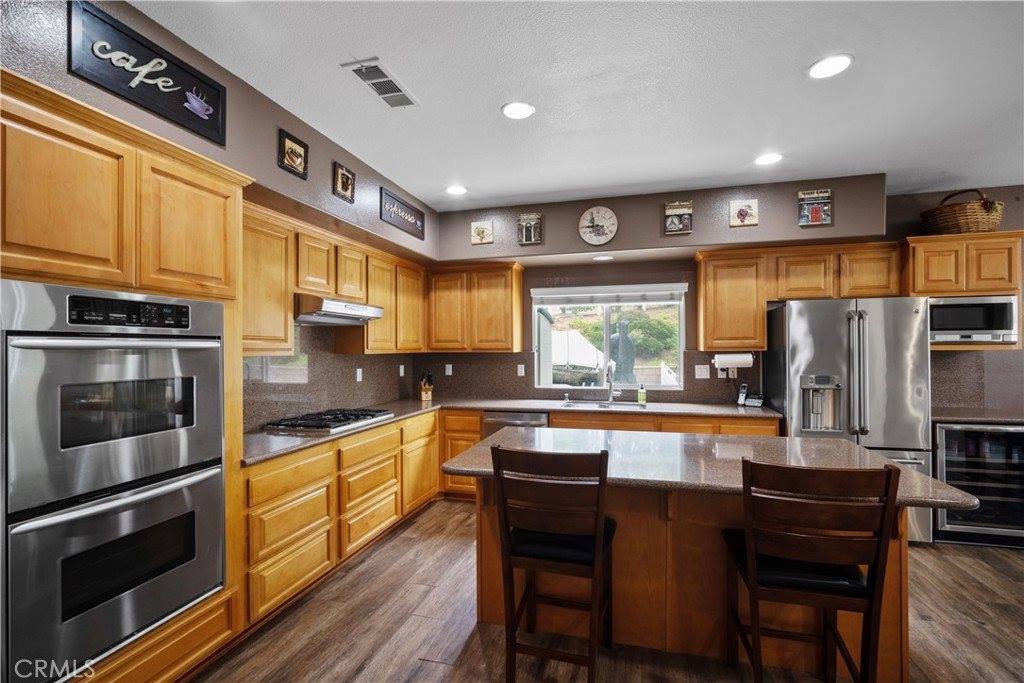 14189 Dove Canyon Drive, Riverside, CA 92503