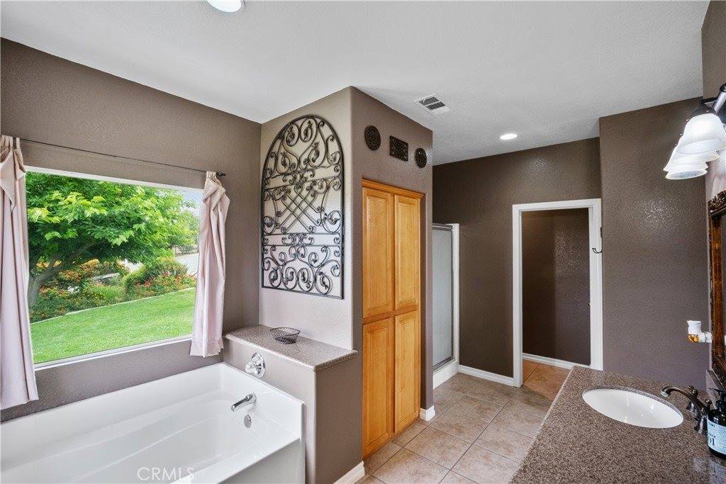 14189 Dove Canyon Drive, Riverside, CA 92503