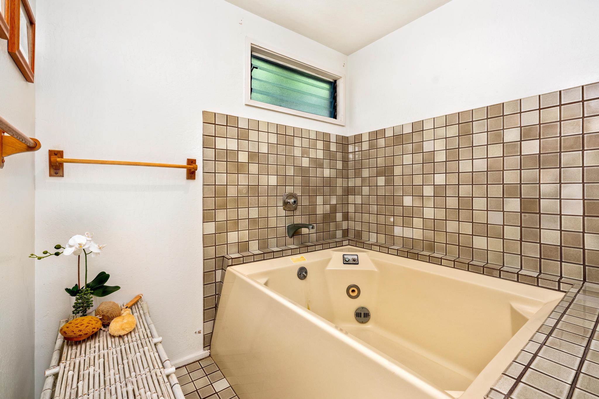 78-261 Manukai St, Kailua-Kona, HI 96740