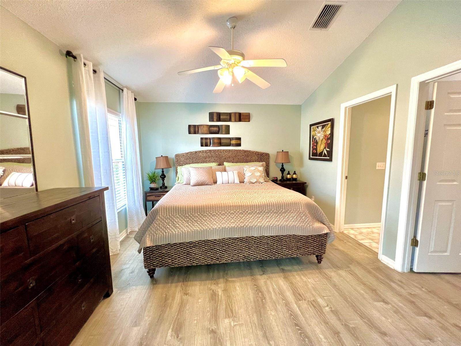 872 Winchester Court, The Villages, FL 32162