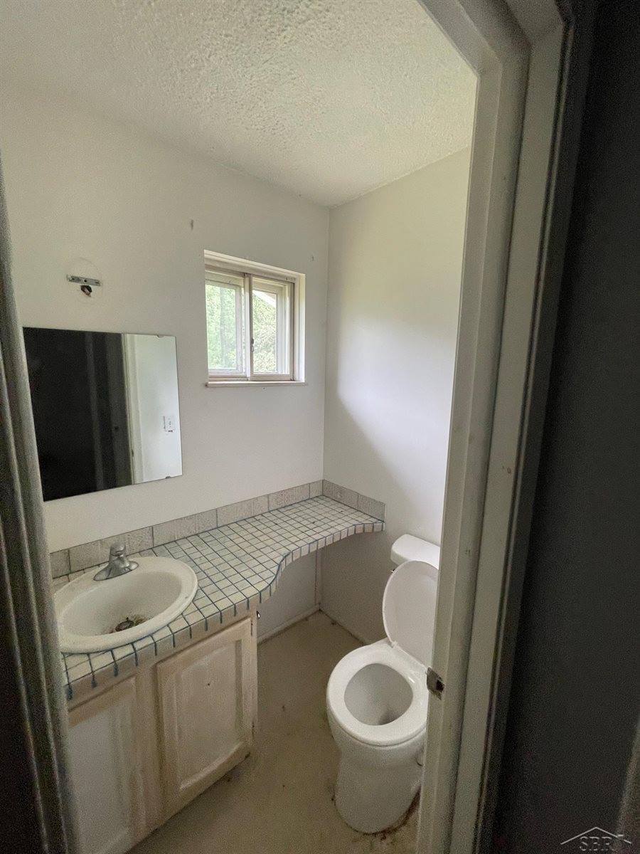 7313 E Rathbun, Saginaw, MI 48415