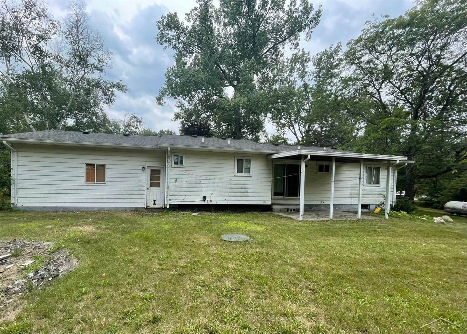 7313 E Rathbun, Saginaw, MI 48415