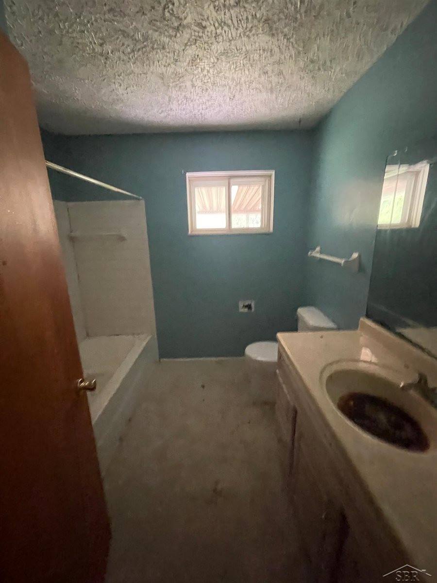 7313 E Rathbun, Saginaw, MI 48415