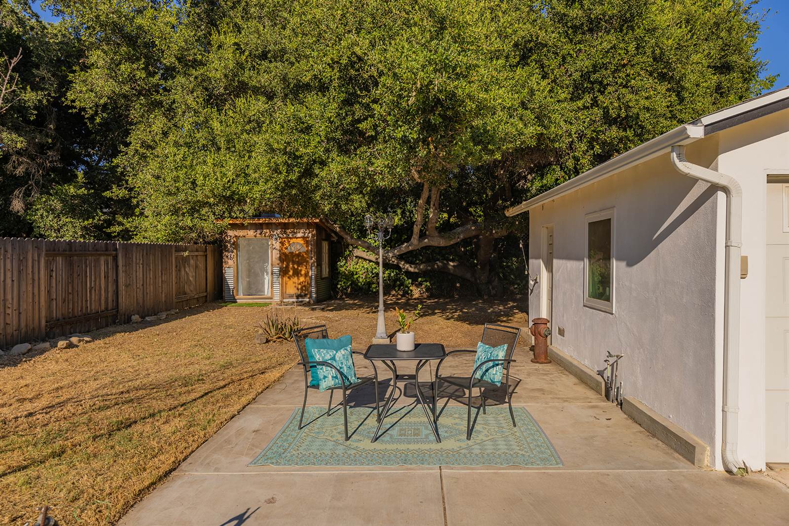 112 N. Fulton St., Ojai, CA 93023