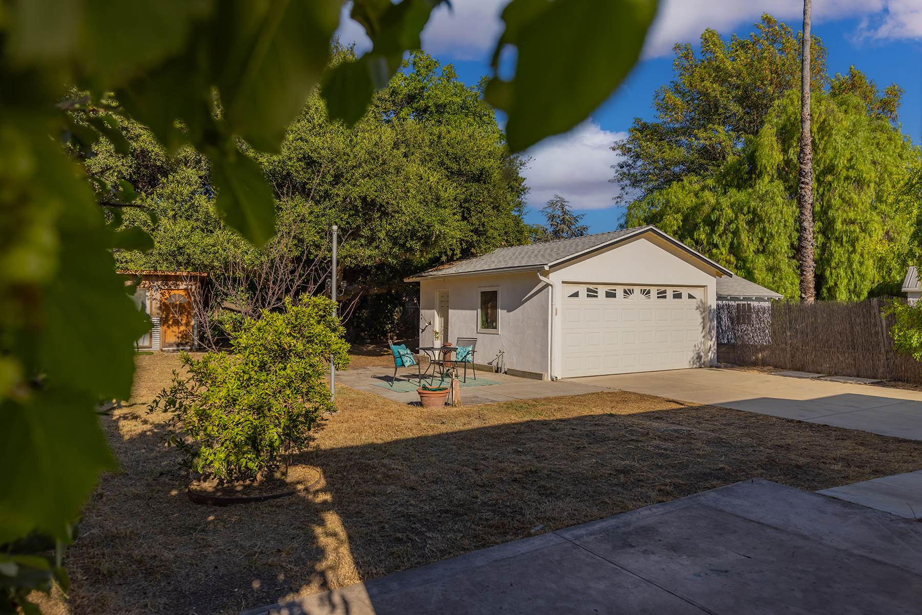 112 N. Fulton St., Ojai, CA 93023