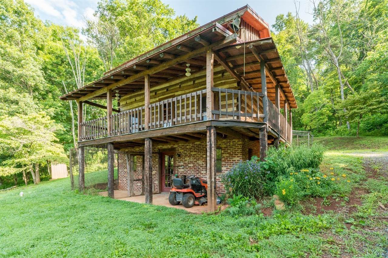 704 Peters Hollow Road, Monroe, VA 24574