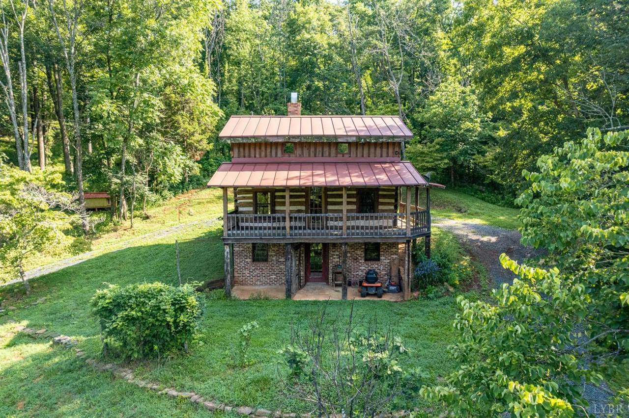 704 Peters Hollow Road, Monroe, VA 24574