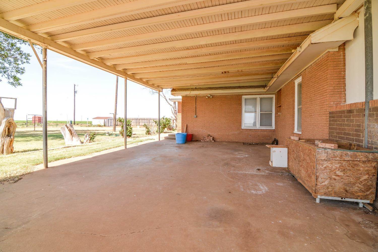 12502 East County Road 7900, Slaton, TX 79364