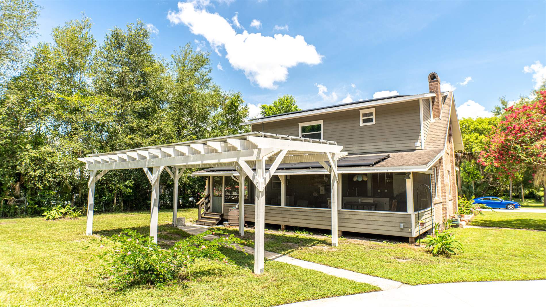 58 Rose St, Umatilla, FL 32784