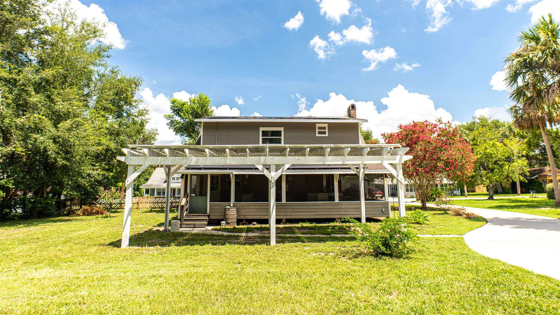 58 Rose St, Umatilla, FL 32784