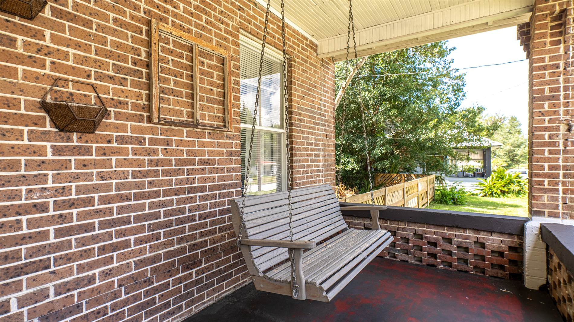 58 Rose St, Umatilla, FL 32784