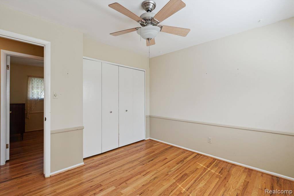 7344 Iroquois Street, Westland, MI 48185