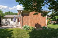7344 Iroquois Street, Westland, MI 48185