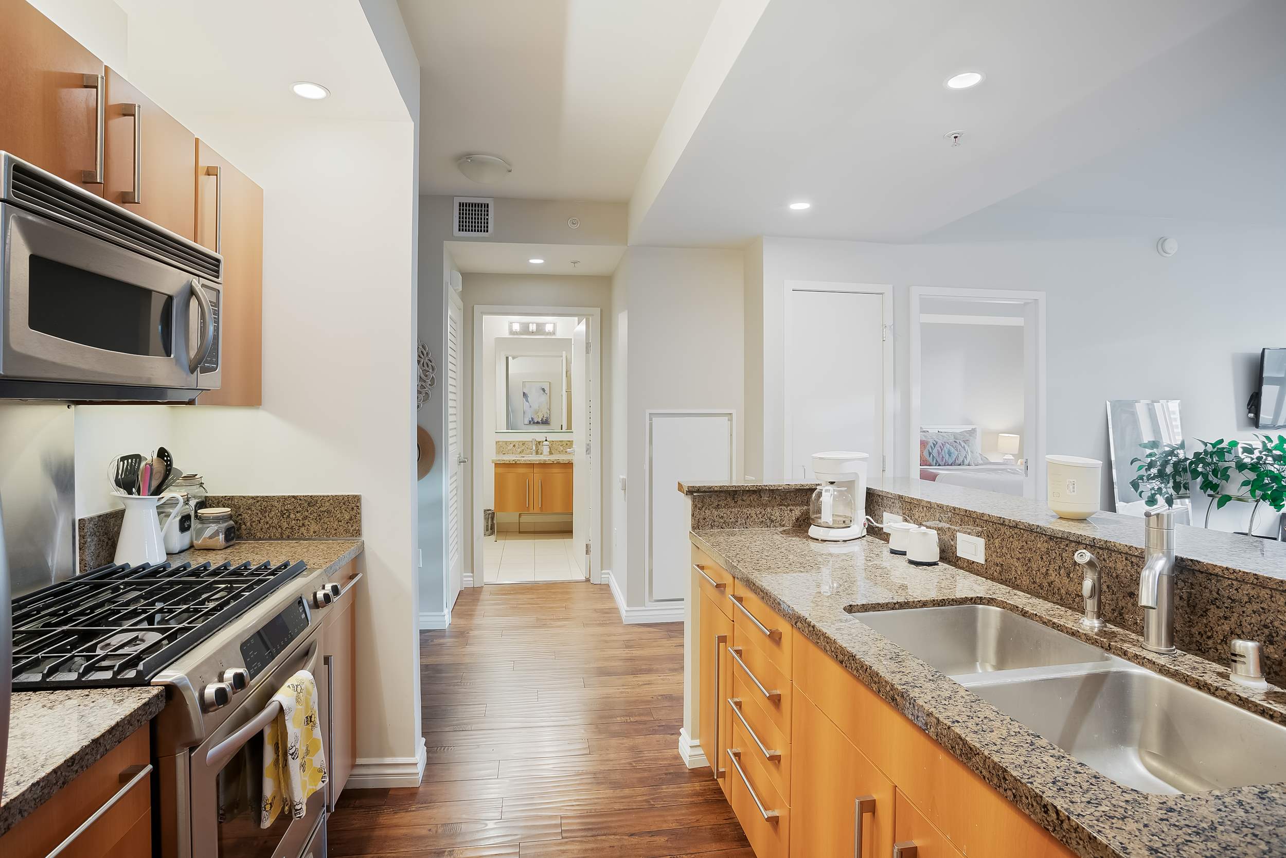 321 10th Ave Unit 606, San Diego, CA 92101