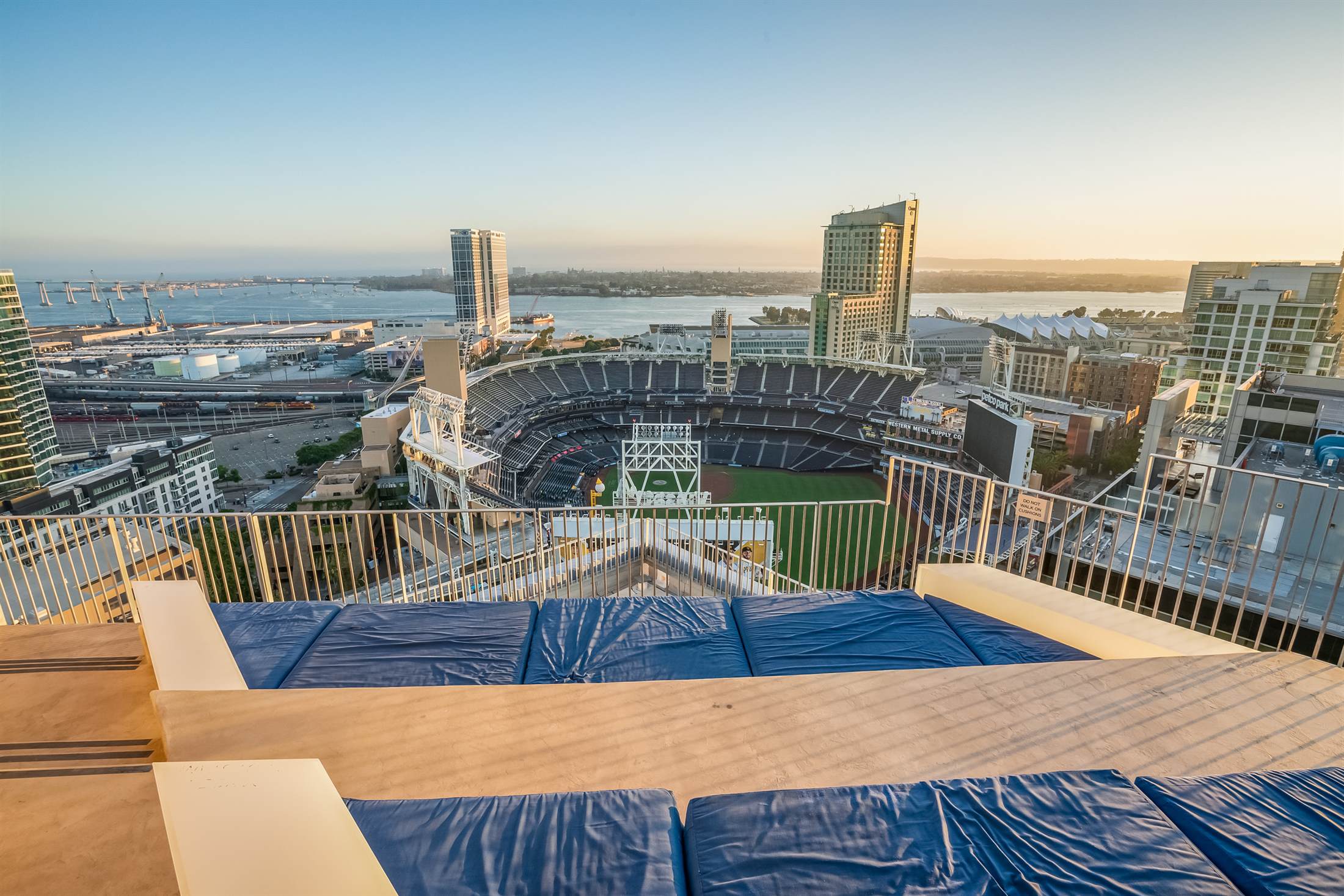 321 10th Ave Unit 606, San Diego, CA 92101