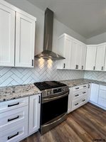 21201 Arbor Court, Elkhorn, NE 68022