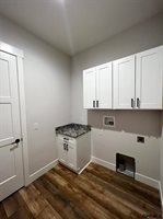 21201 Arbor Court, Elkhorn, NE 68022