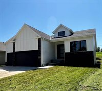 21201 Arbor Court, Elkhorn, NE 68022