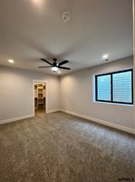 21201 Arbor Court, Elkhorn, NE 68022