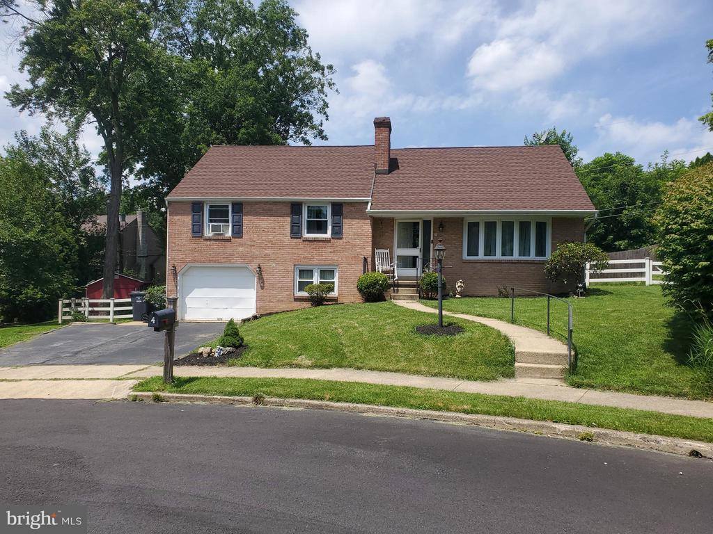 4 Forrest Lawn Court, Reading, PA 19606