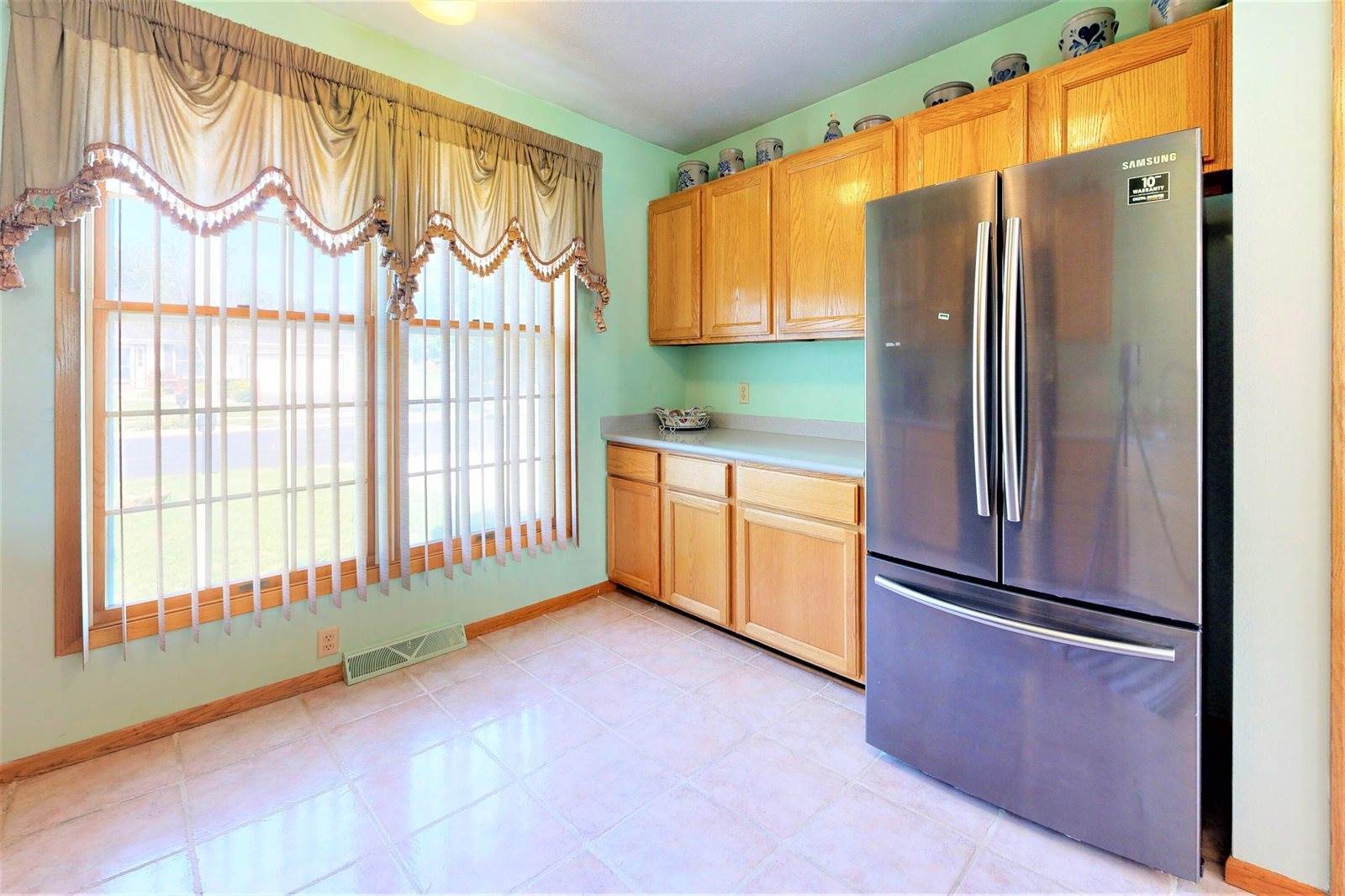 1301 Montclair Pl, Fort Atkinson, WI 53538