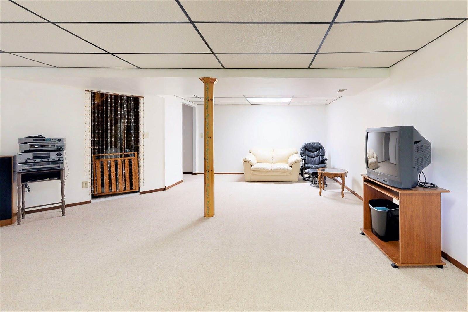 1301 Montclair Pl, Fort Atkinson, WI 53538