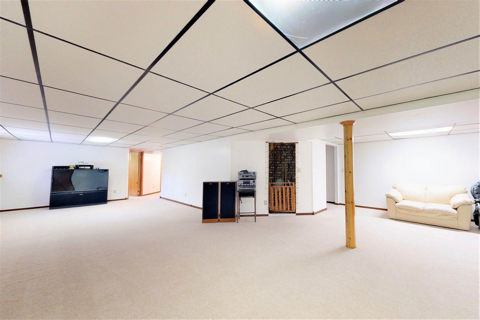 1301 Montclair Pl, Fort Atkinson, WI 53538