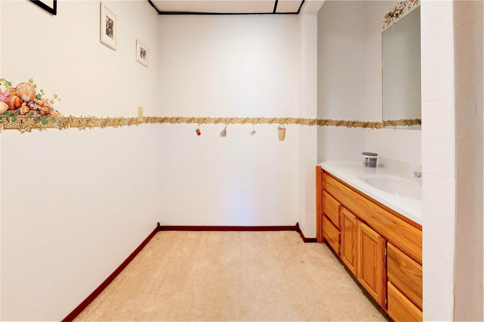 1301 Montclair Pl, Fort Atkinson, WI 53538