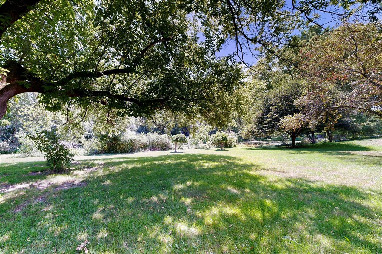 1301 Montclair Pl, Fort Atkinson, WI 53538