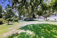 1301 Montclair Pl, Fort Atkinson, WI 53538