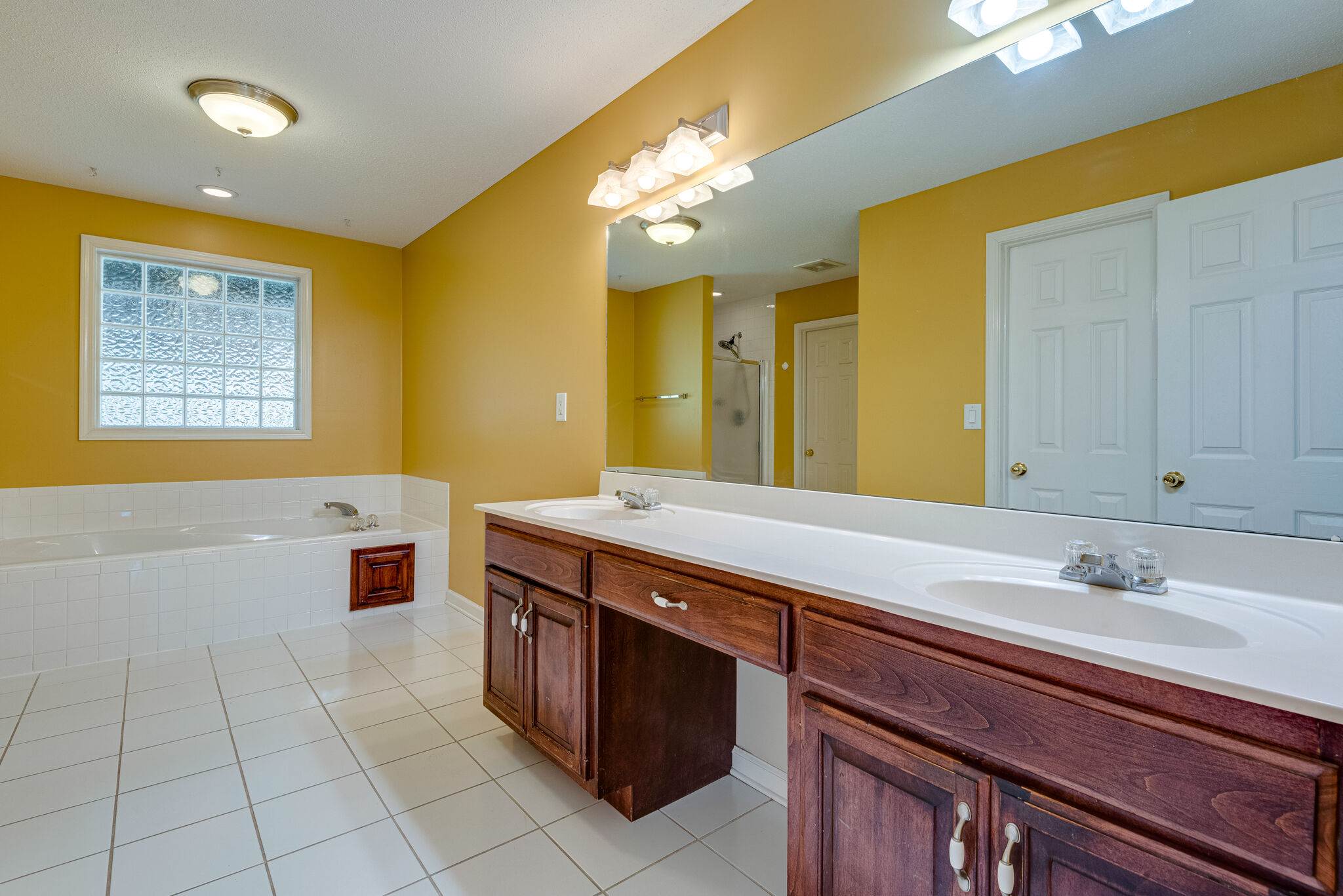 3122 Southpoint Drive, Clarksville, TN 37043