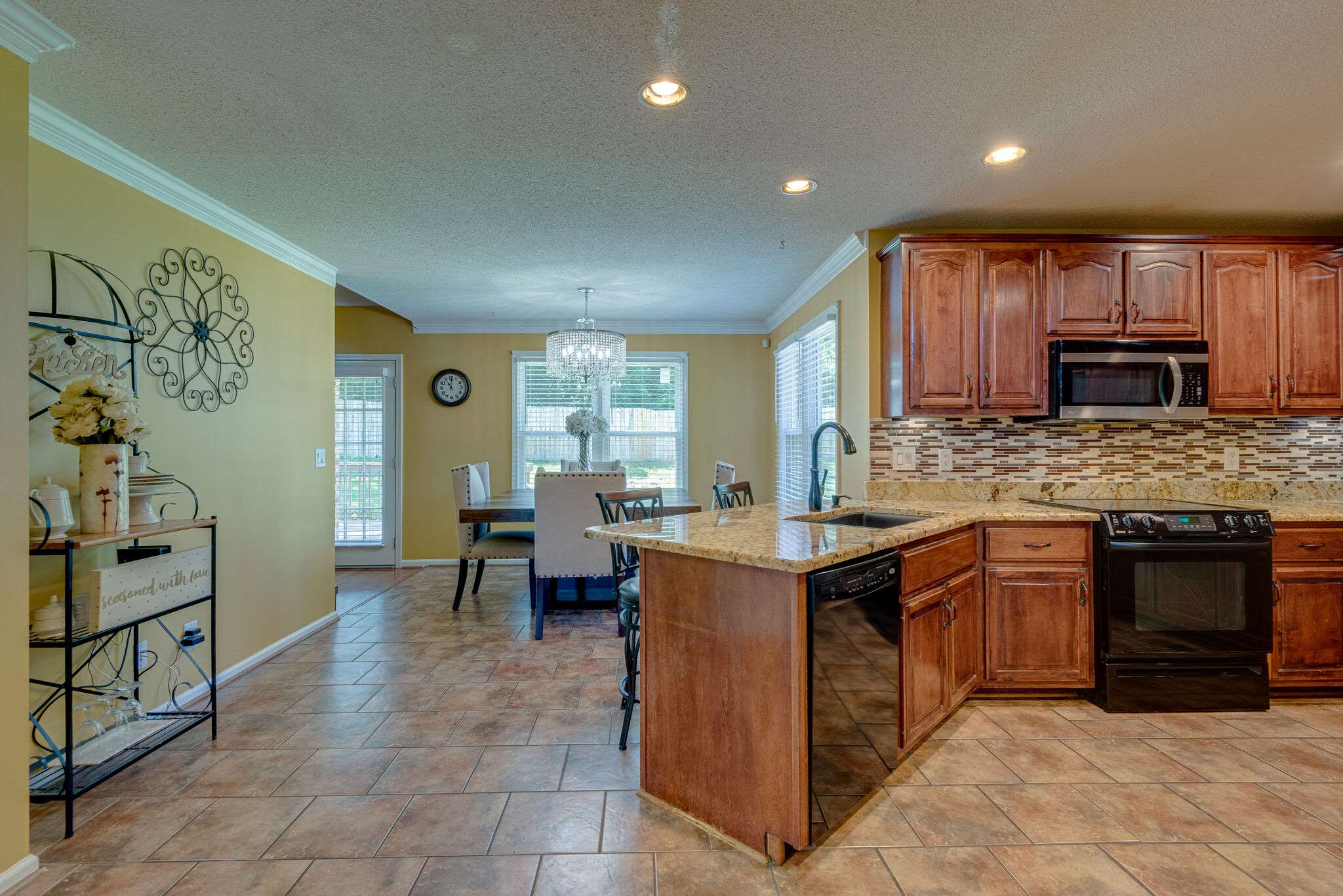 3122 Southpoint Drive, Clarksville, TN 37043