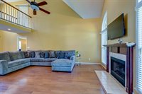 3122 Southpoint Drive, Clarksville, TN 37043